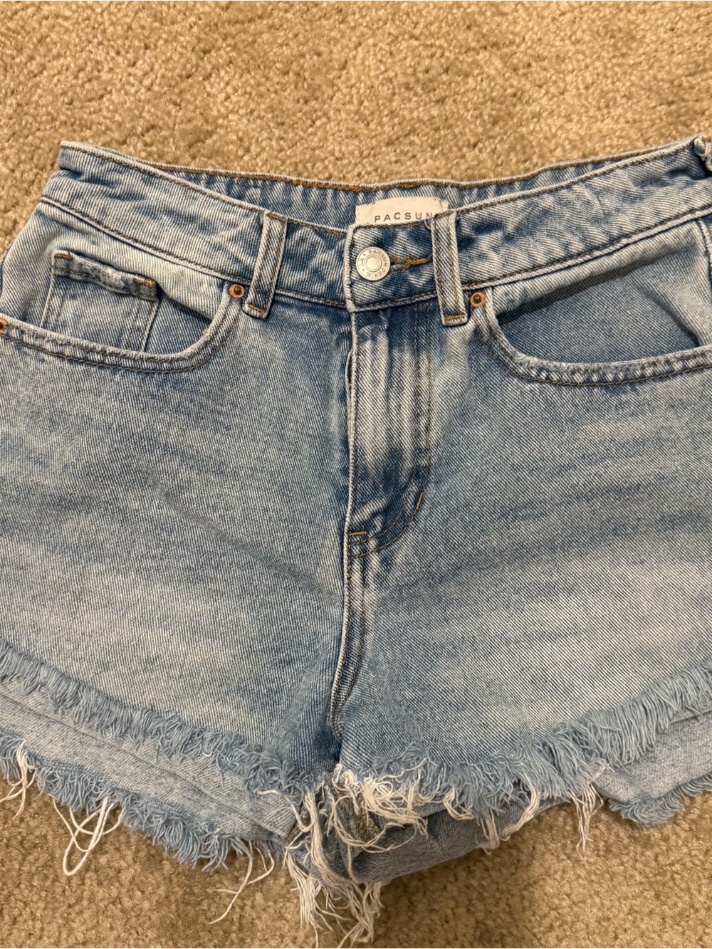Light Wash Frayed Hem Women's Jeans Shorts - Pacsun